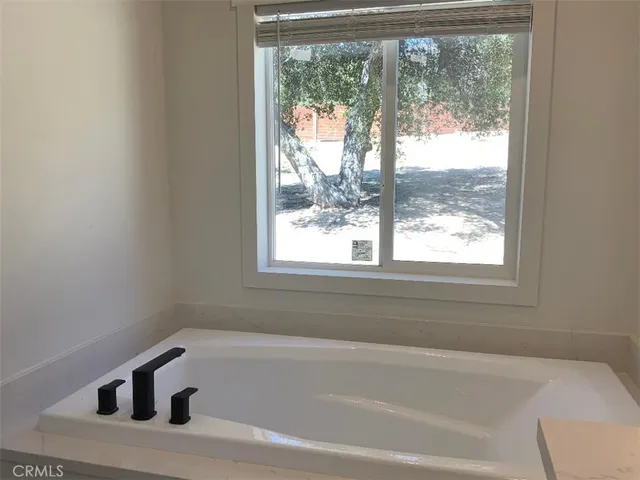 $599,000 | 39421 Calle El Parado, Green Valley, CA 91390