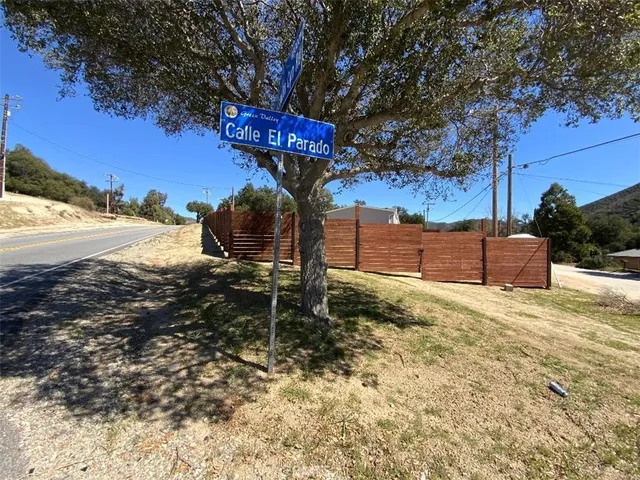 $599,000 | 39421 Calle El Parado, Green Valley, CA 91390