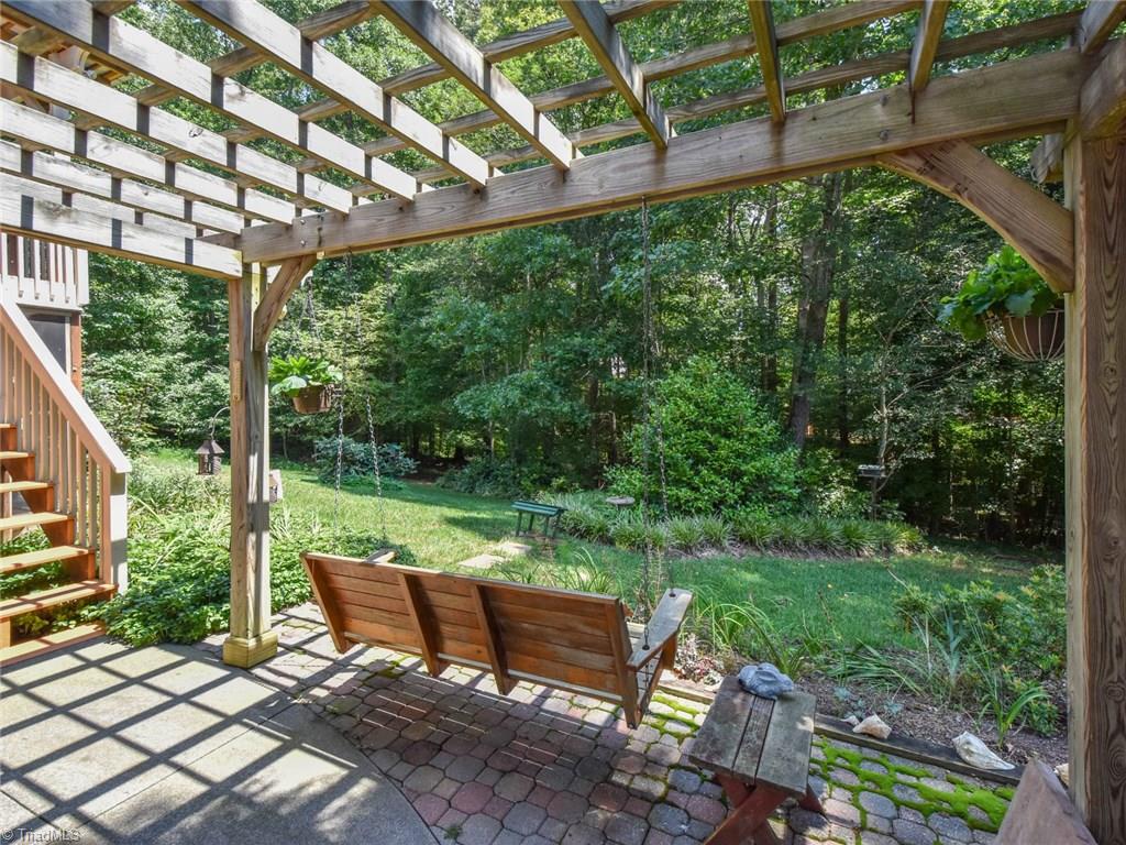 7510 Bartonshire Court Oak Ridge, NC 27310 - Photo 14 of 19 Gallery Image 14