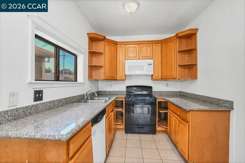 $604,000 | 1319-1321 Sacramento Street, Vallejo, CA 94590
