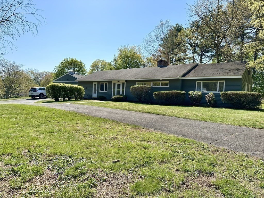 44 Hampton Knolls Road Holyoke, MA 01040 - Photo 39 of 42 a front view of house with yard and green space