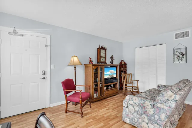 $255,000 | 40 High Point Road, Unit F106, Tavernier, FL 33070