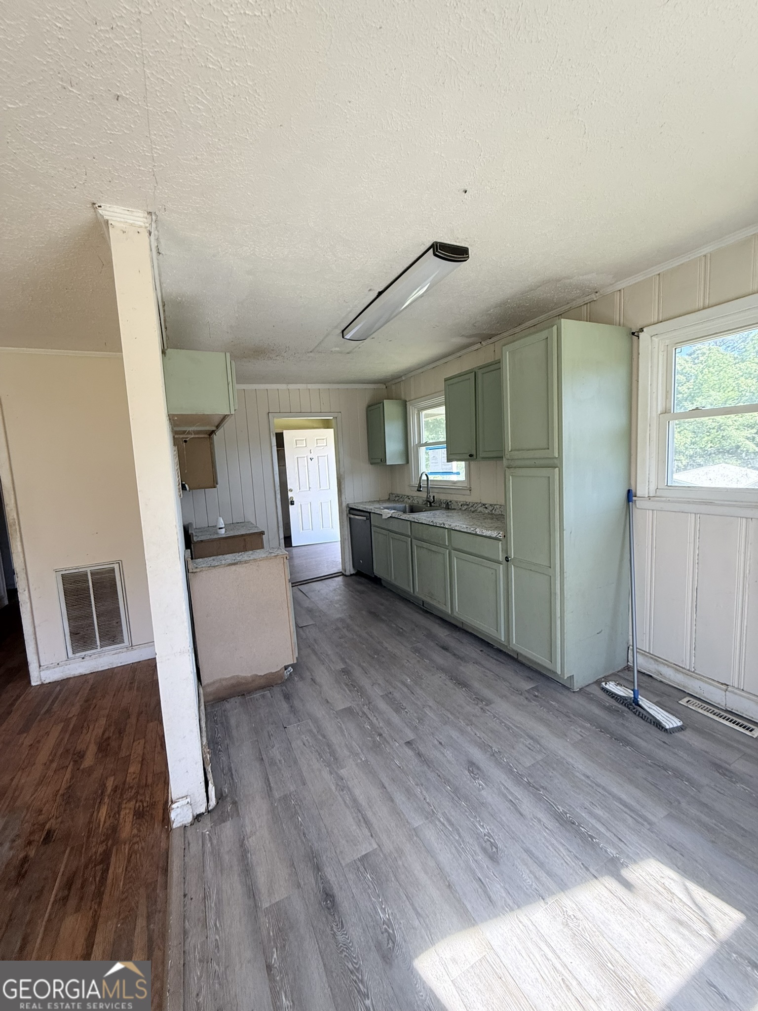 605 Perryman Bridge Road Heflin, AL 36264 - Photo 9 of 53