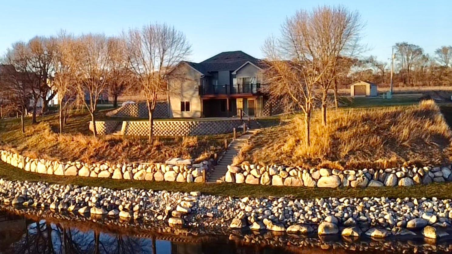83987 Ridge Creek Drive Clinton, MN 56225 - Photo 3 of 40