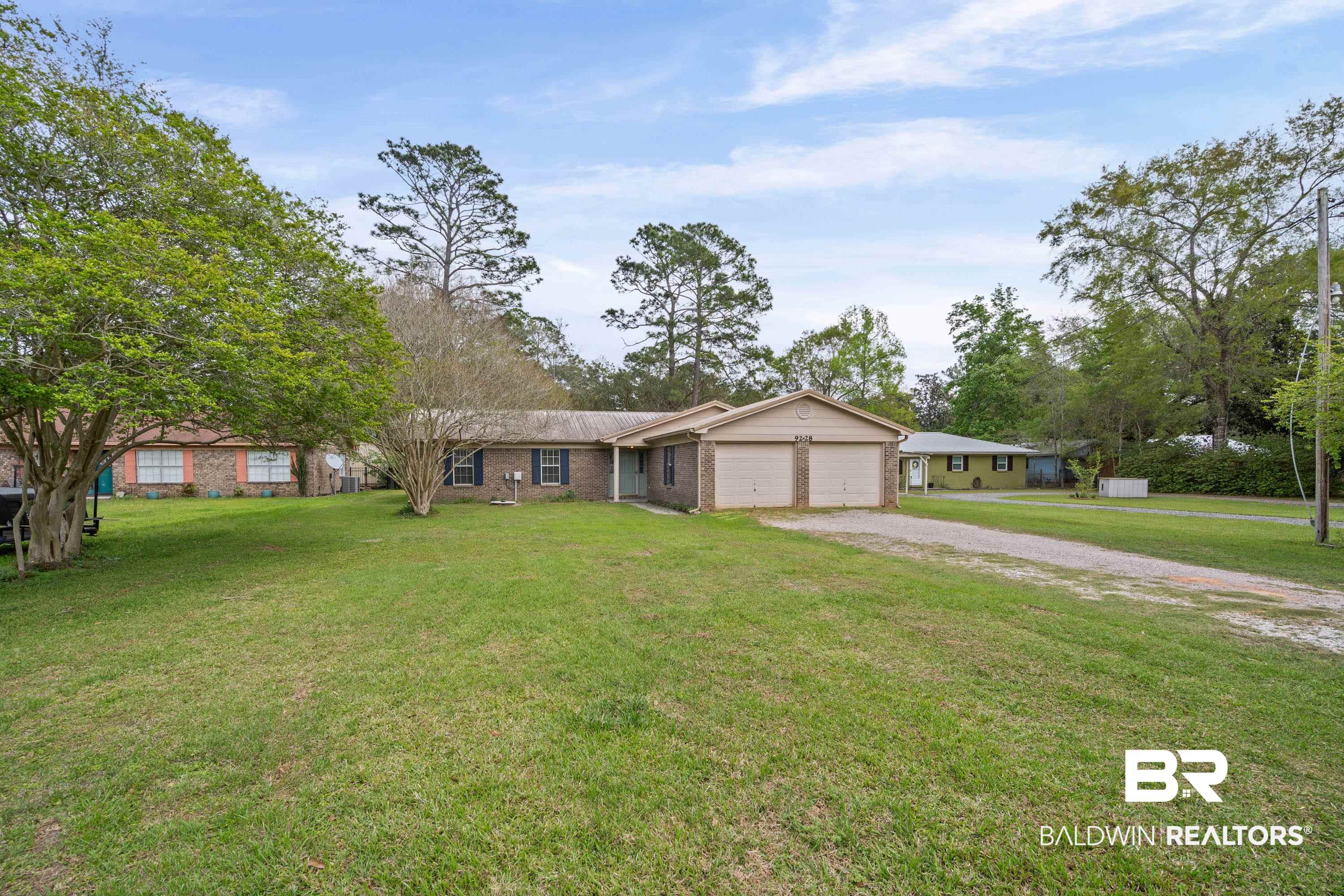 9228 Hammock Road Elberta, AL 36530 - Photo 2 of 30 Front of House
