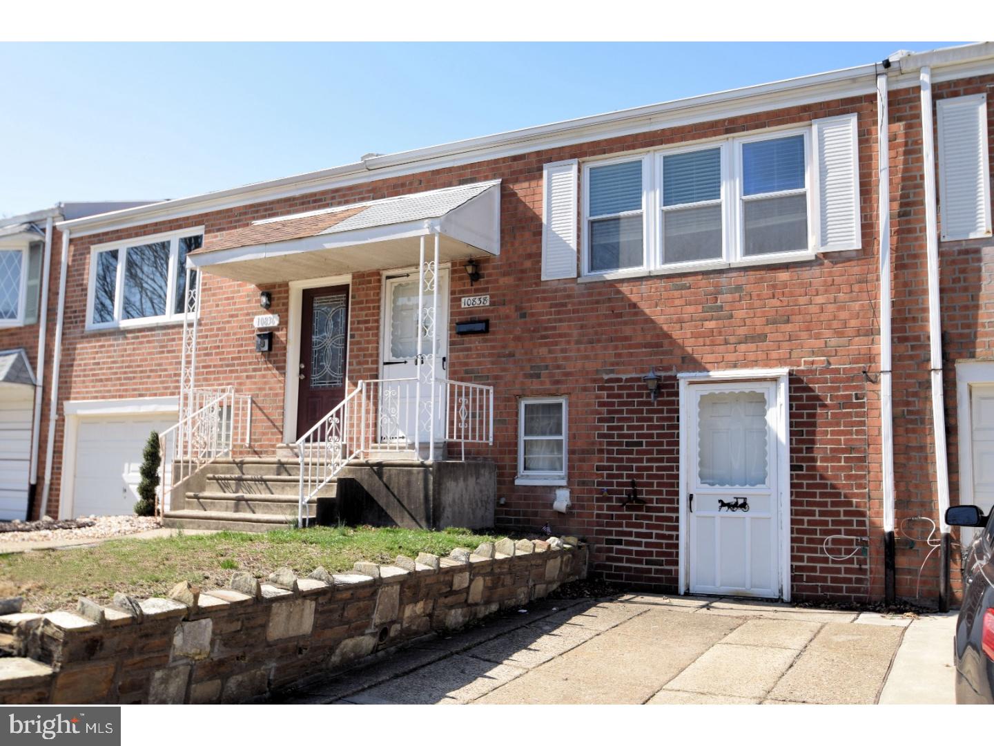 10838 Rayland Road Philadelphia, PA 19154 - Photo 2 of 25 Exterior Front
