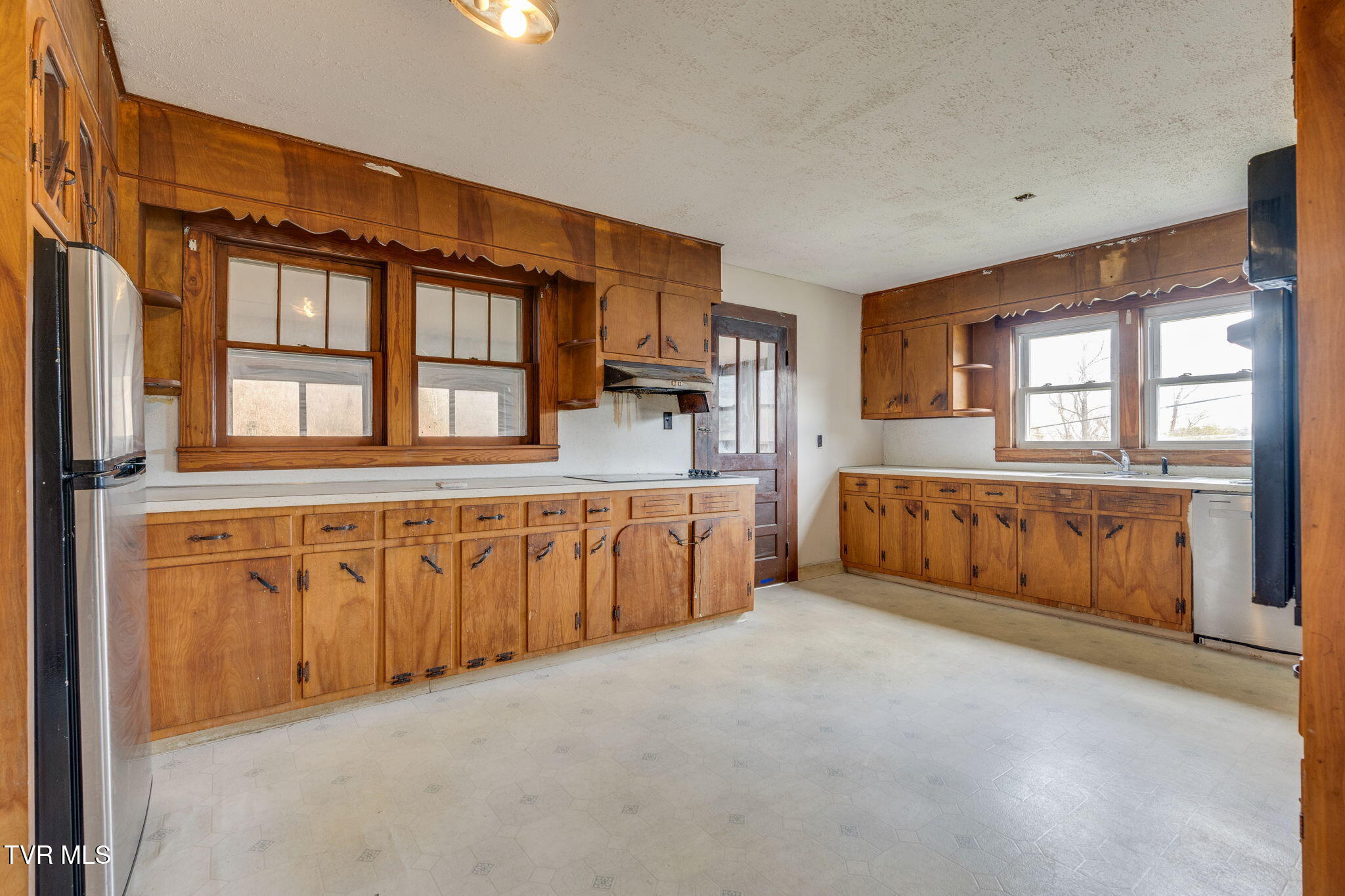 501 Polly Erwin Road Erwin, TN 37650 - Photo 17 of 40 004 (2)