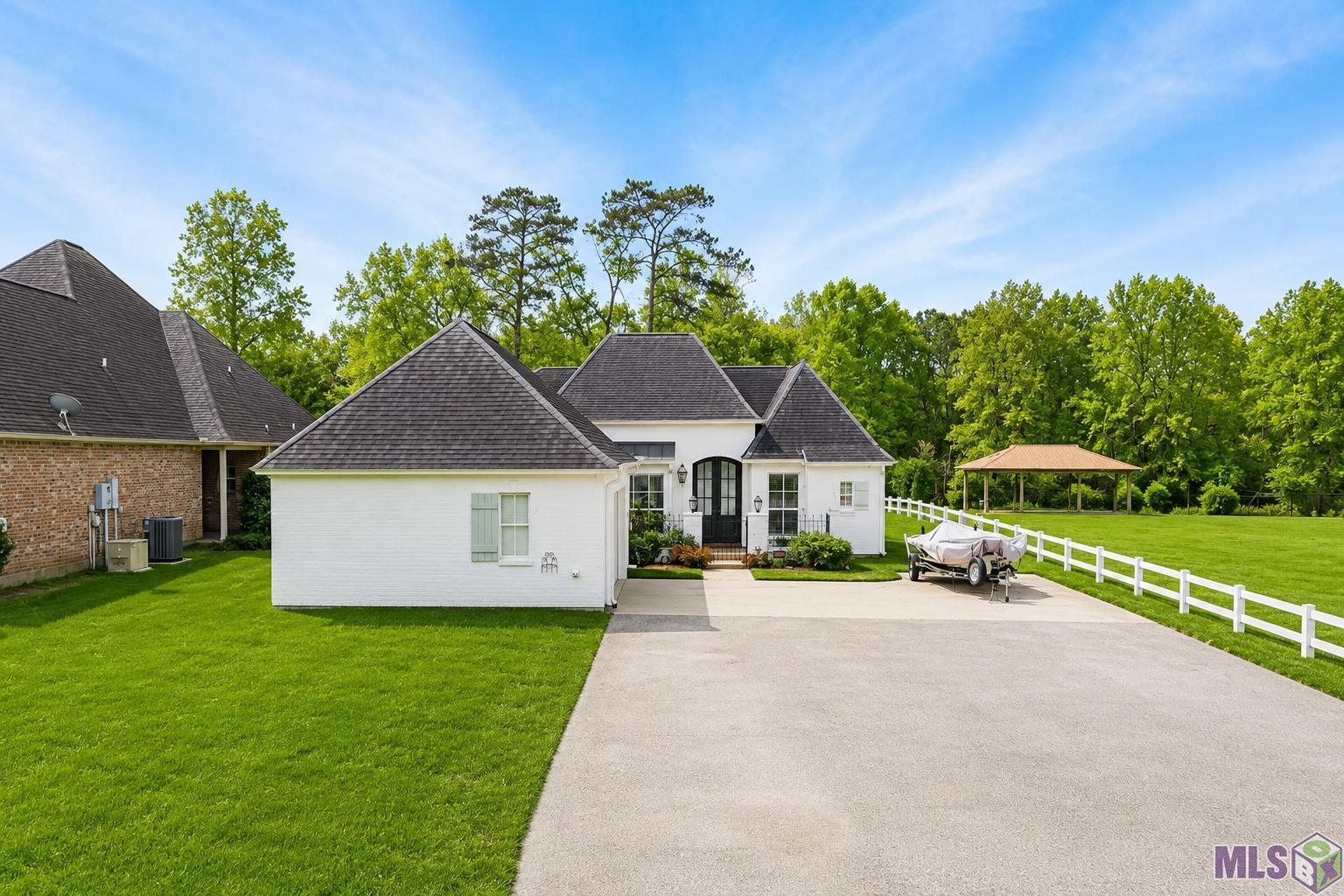 5727 Island Road Jarreau, LA 70749 - Photo 4 of 31