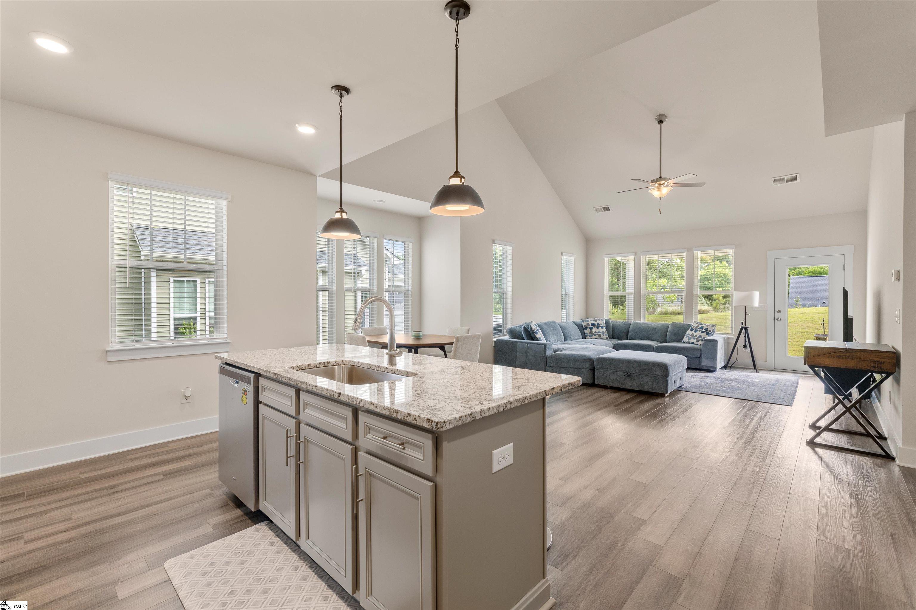 201 Rosecroft Drive Easley, SC 29642 - Photo 13 of 48