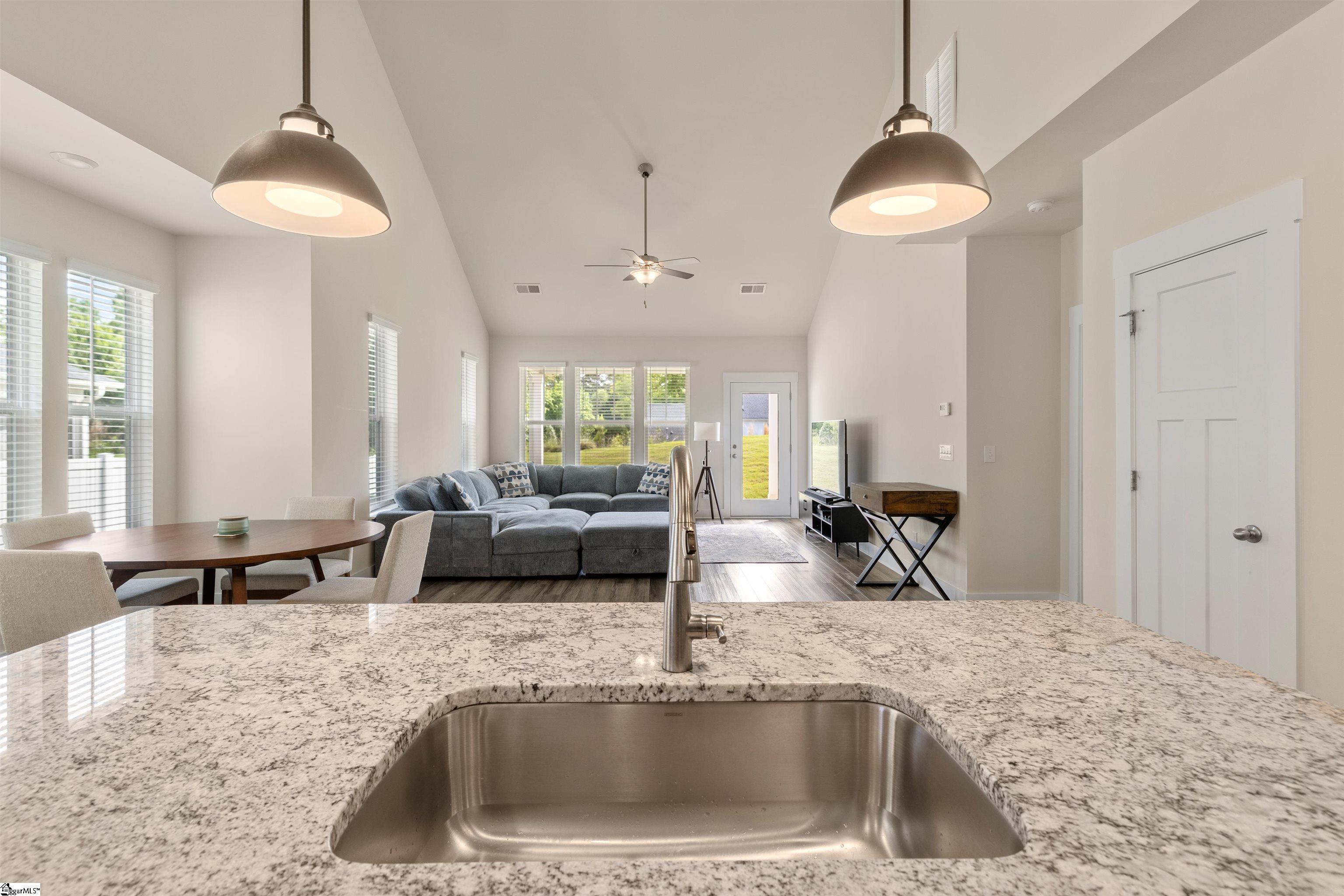 201 Rosecroft Drive Easley, SC 29642 - Photo 14 of 48