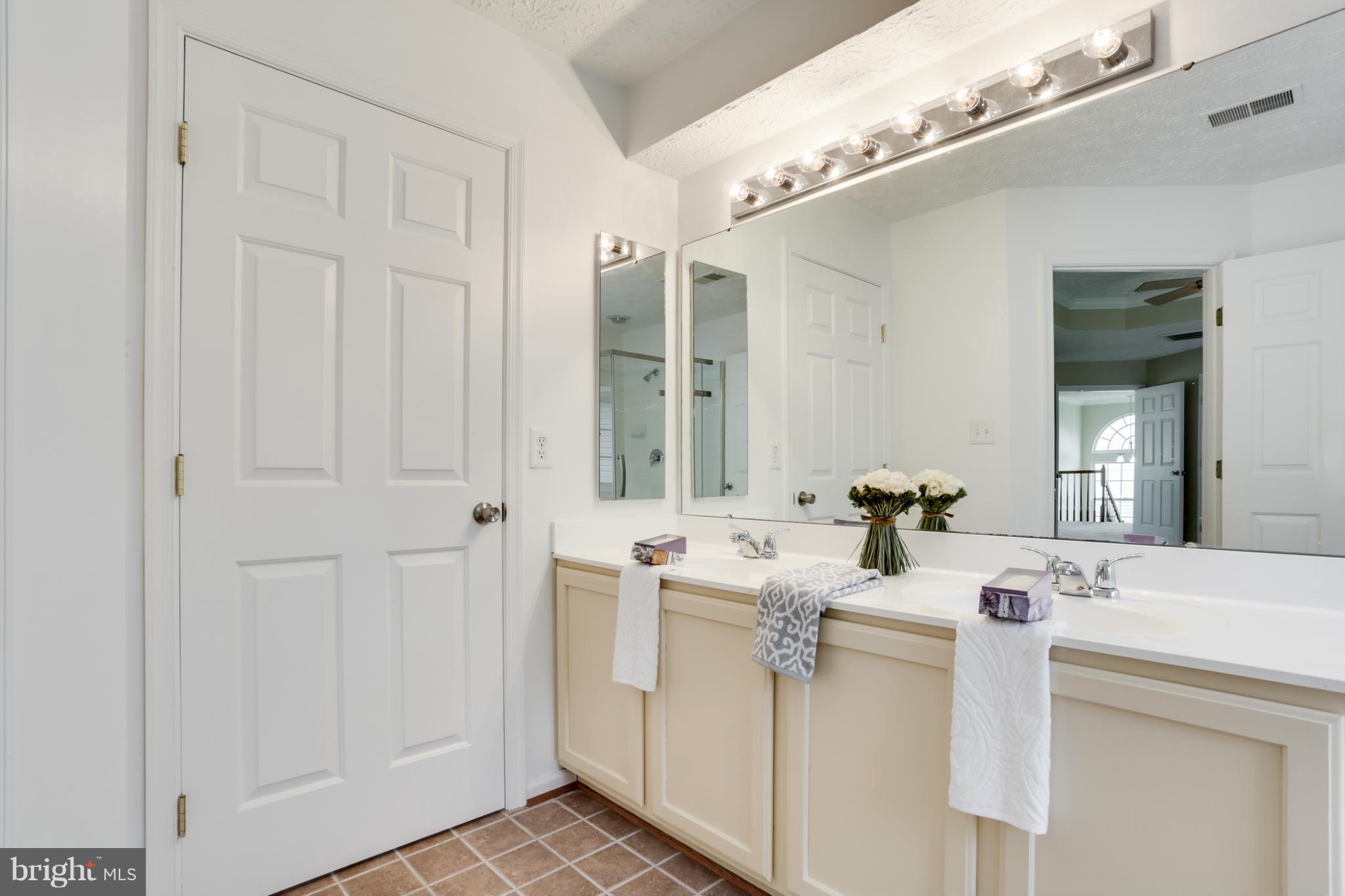 7780 Rotherham Drive Hanover, MD 21076 - Photo 24 of 30 Bath (Master)