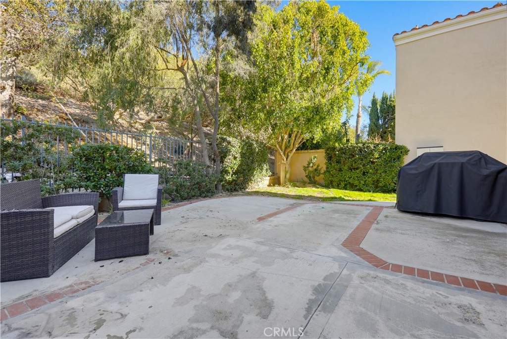 29 Blazewood Lake Forest, CA 92610 - Photo 41 of 47