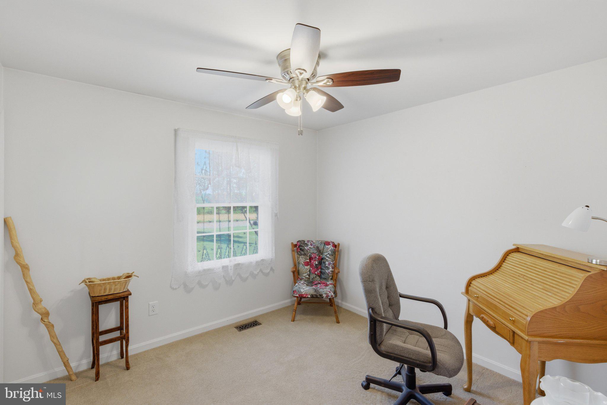 18310 Upper Beckleysville Road Hampstead, MD 21074 - Photo 29 of 67 Bright and airy creative space.