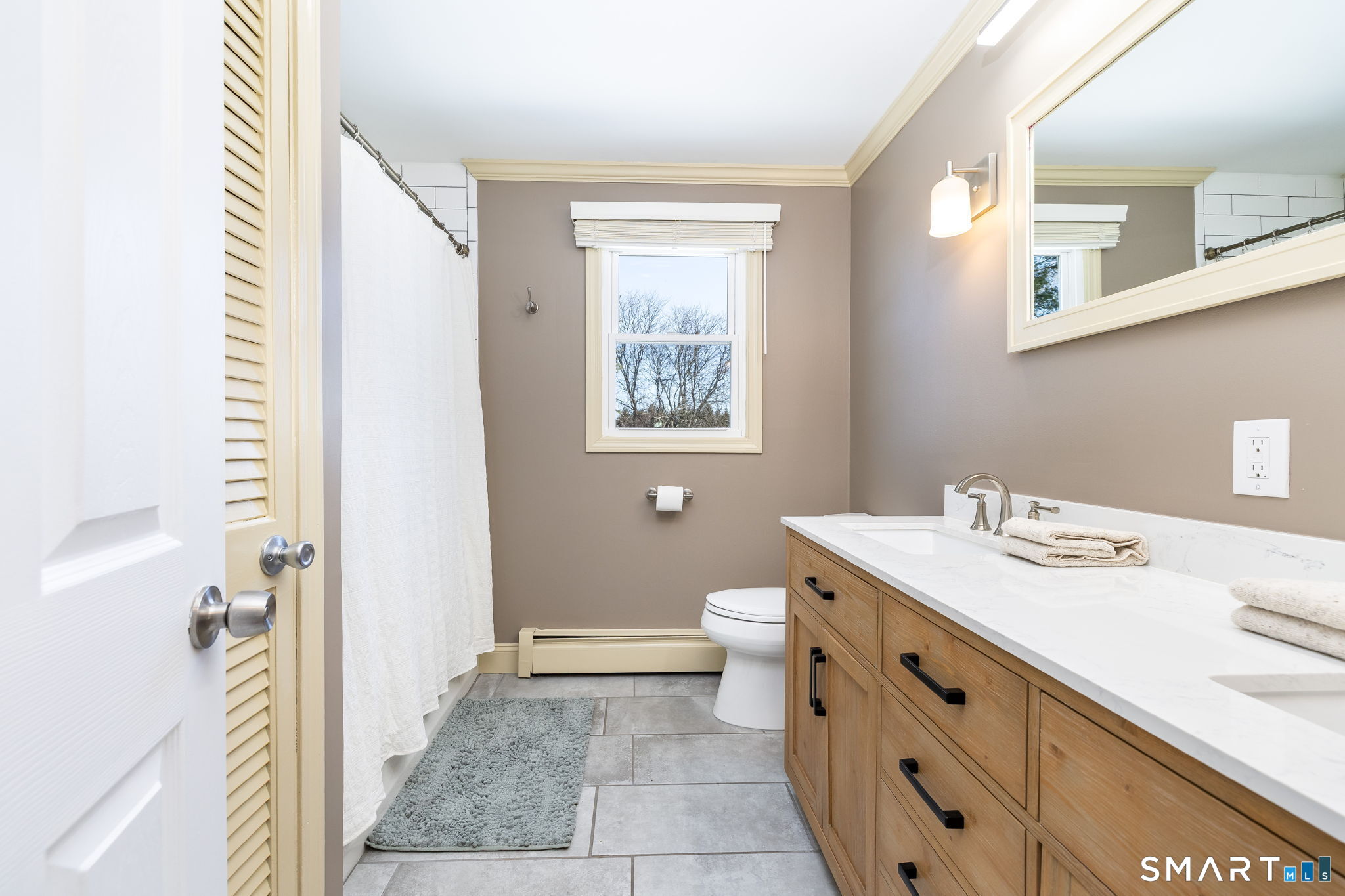 74 Tariffville Road Bloomfield, CT 06002 - Photo 18 of 40