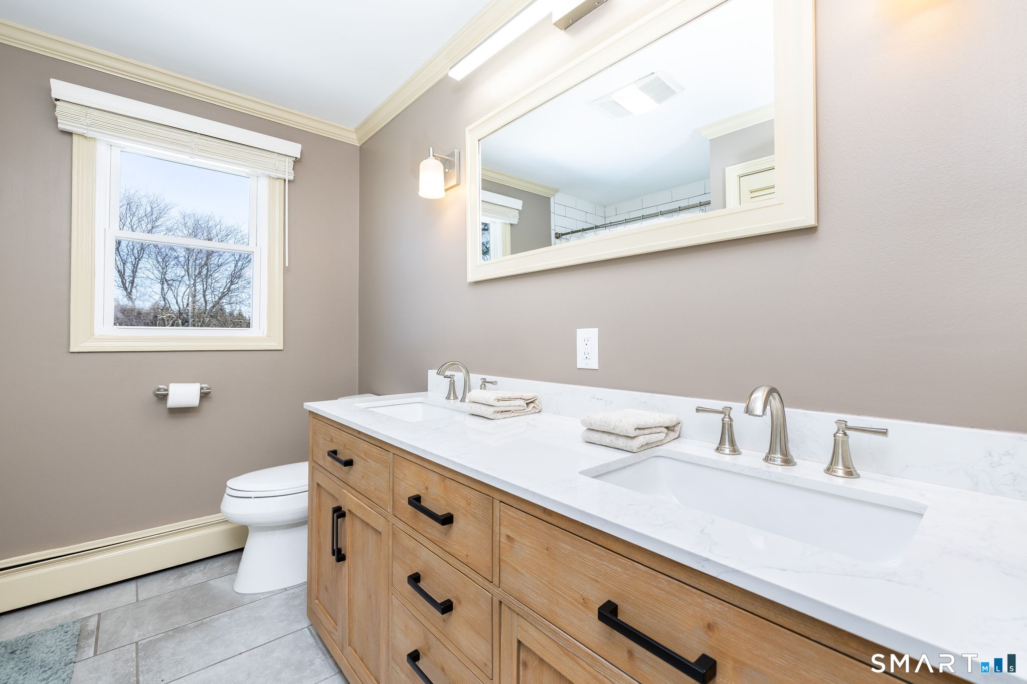 74 Tariffville Road Bloomfield, CT 06002 - Photo 19 of 40