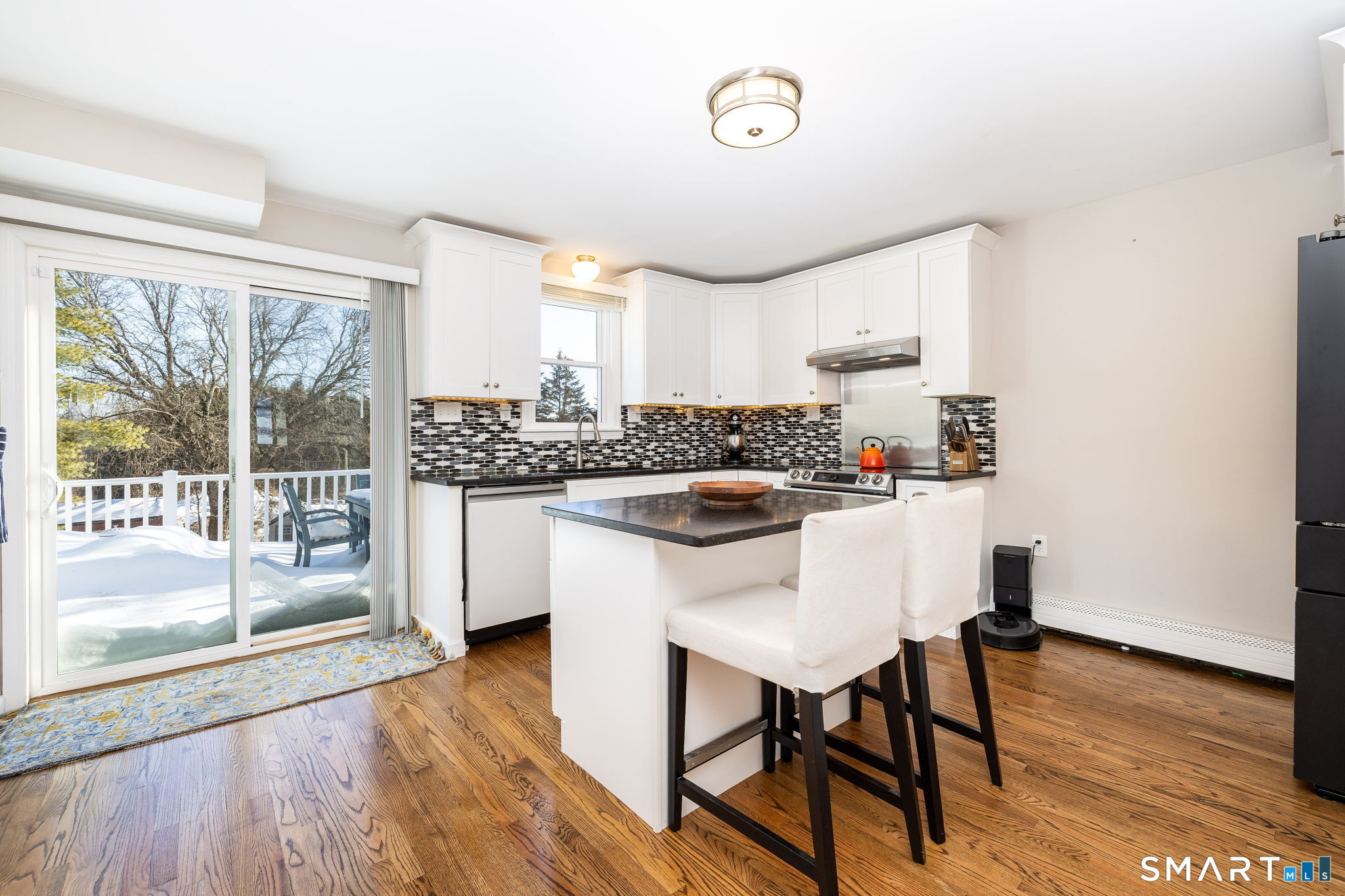 74 Tariffville Road Bloomfield, CT 06002 - Photo 6 of 40