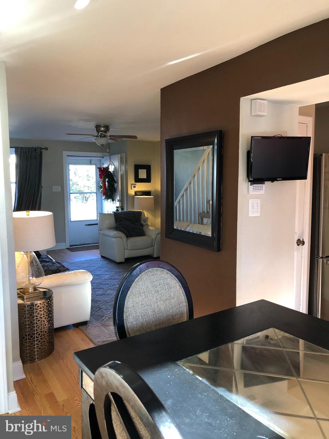 Living Room/Dining Room