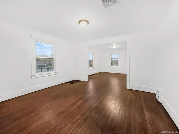 $479,999 | 80 Prospect Avenue, Middletown, NY 10940