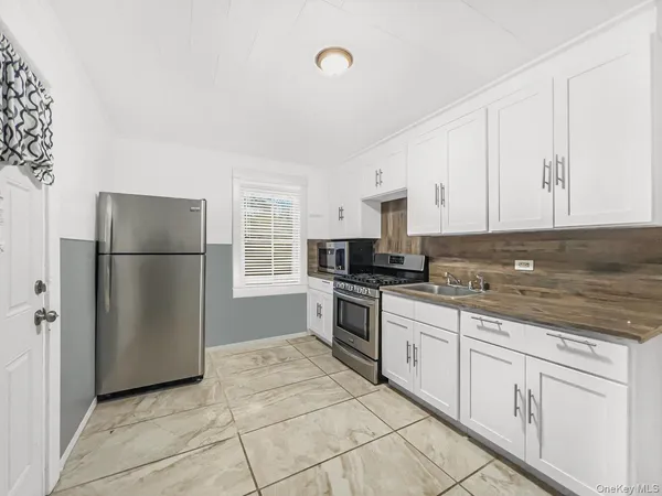 $479,999 | 80 Prospect Avenue, Middletown, NY 10940