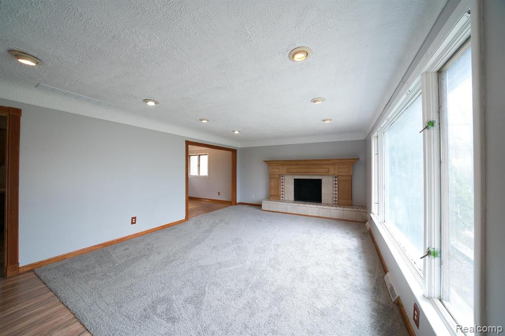 20710 Westhampton Avenue Southfield, MI 48075 - Photo 11 of 30