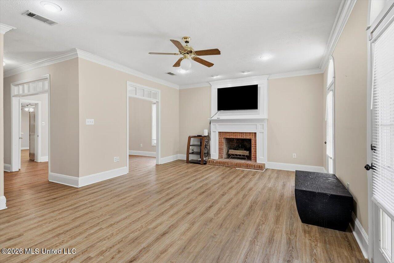 06-208 Waverly Pl _ Hometoursms.com