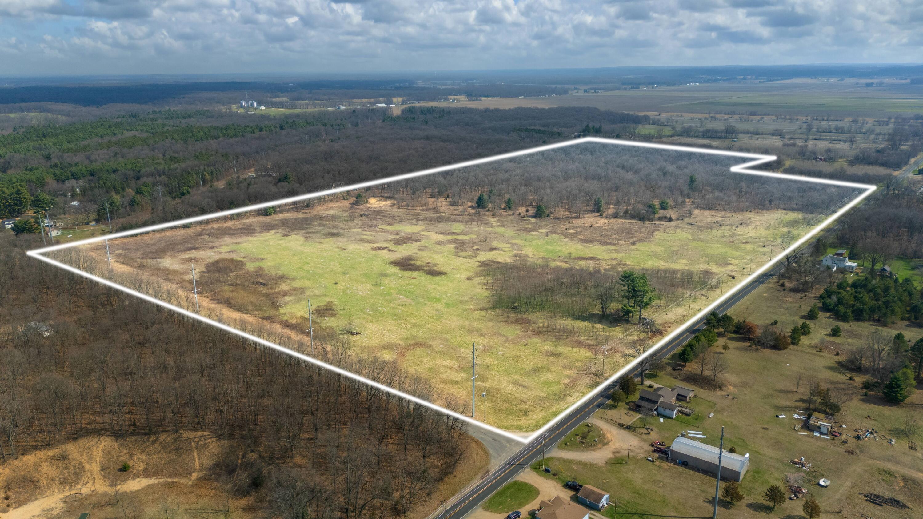 41820 County Road 352 Decatur, MI 49045 - Photo 11 of 28 11DJI_20260327001327_0001_D-Edit