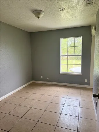 $1,350 | 1926 Glenfield Drive, Corpus Christi, TX 78416