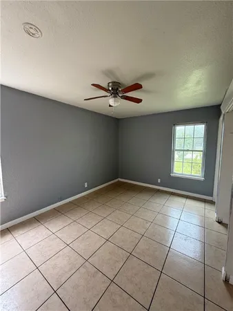 $1,350 | 1926 Glenfield Drive, Corpus Christi, TX 78416