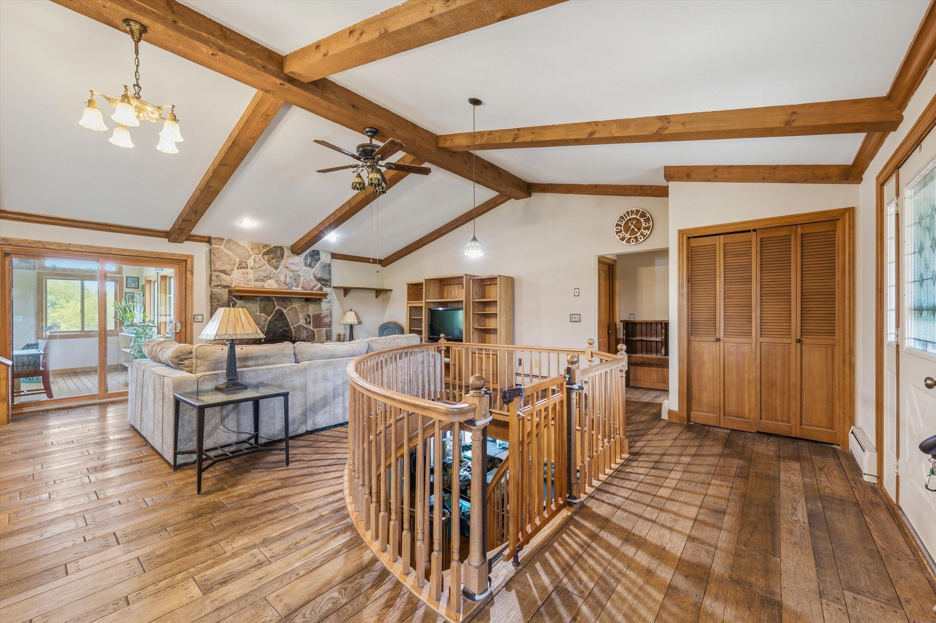 9757 Kaiser Road Saline, MI 48176 - Photo 4 of 113 44-044