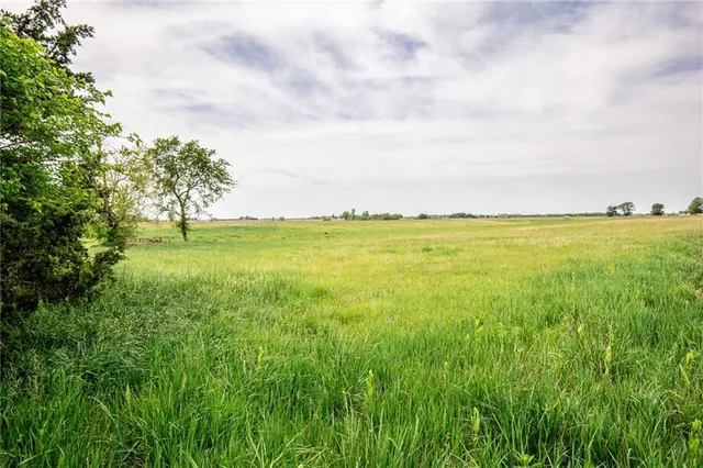 $1,331,000 | 1051 Eisenhower Road, Princeton, KS 66078