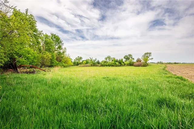 $1,331,000 | 1051 Eisenhower Road, Princeton, KS 66078