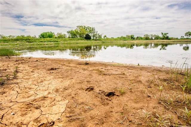 $1,331,000 | 1051 Eisenhower Road, Princeton, KS 66078