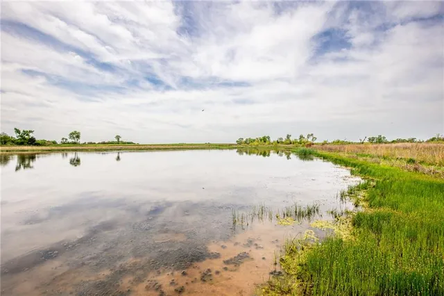 $1,331,000 | 1051 Eisenhower Road, Princeton, KS 66078