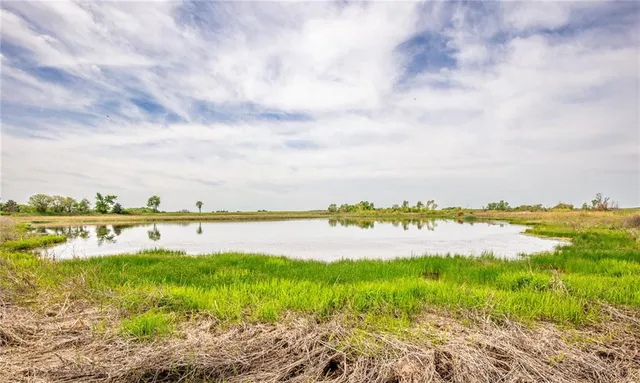 $1,331,000 | 1051 Eisenhower Road, Princeton, KS 66078