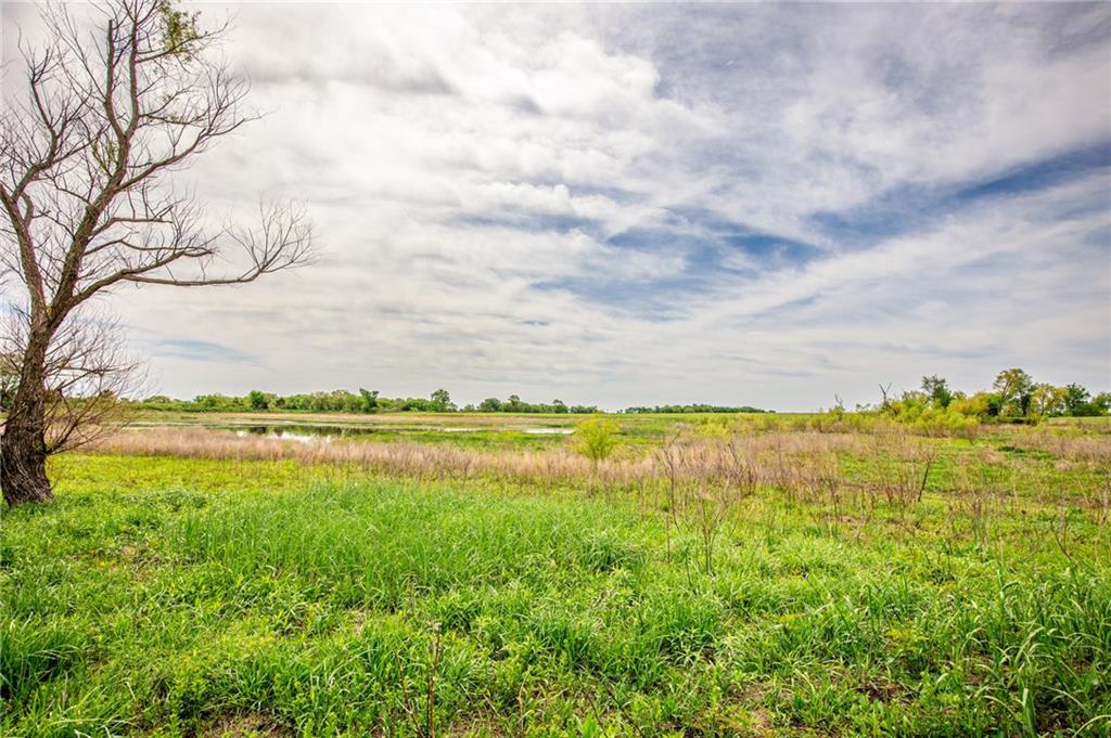 1051 Eisenhower Road Princeton, KS 66078 - Photo 43 of 99