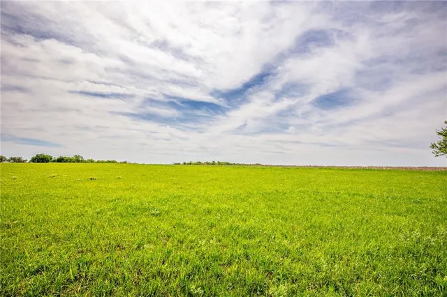 $1,331,000 | 1051 Eisenhower Road, Princeton, KS 66078