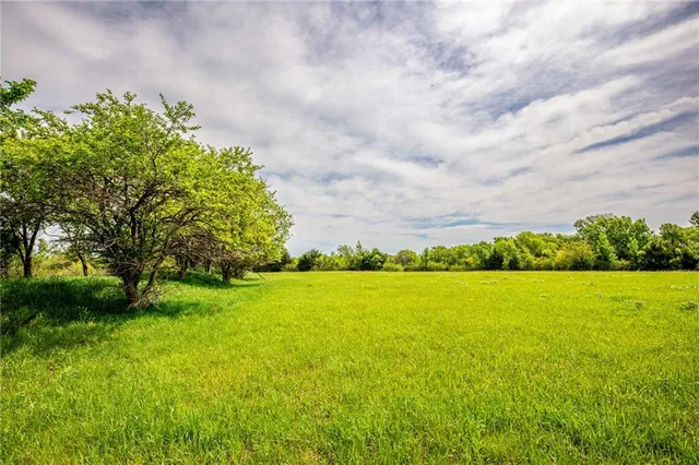 $1,331,000 | 1051 Eisenhower Road, Princeton, KS 66078