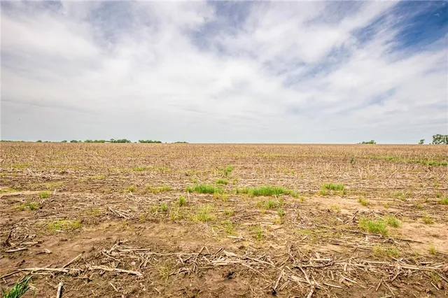 $1,331,000 | 1051 Eisenhower Road, Princeton, KS 66078