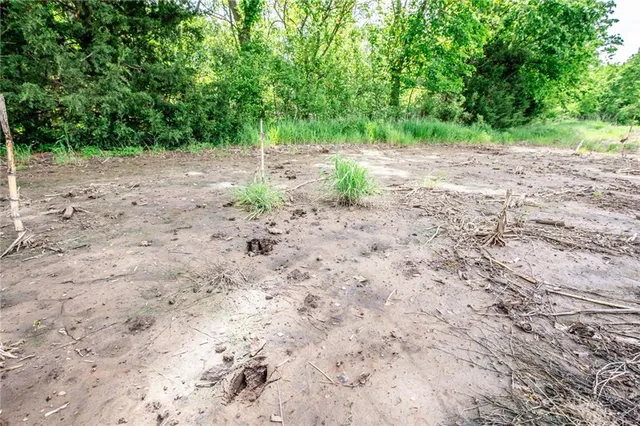 $1,331,000 | 1051 Eisenhower Road, Princeton, KS 66078