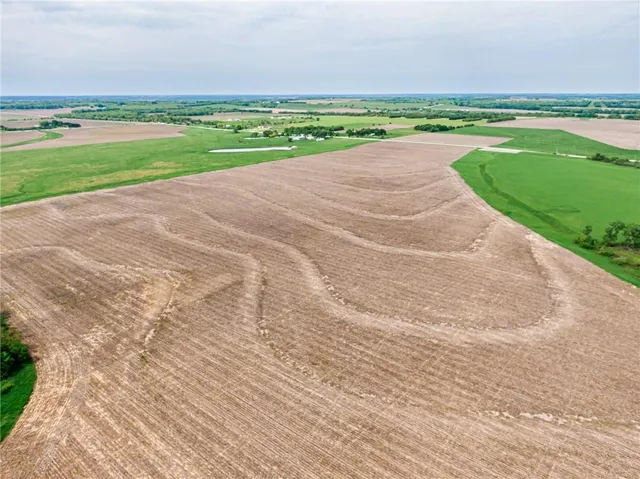 $1,331,000 | 1051 Eisenhower Road, Princeton, KS 66078