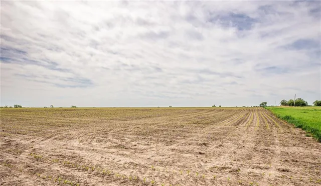 $1,331,000 | 1051 Eisenhower Road, Princeton, KS 66078