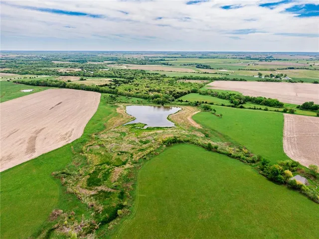 $1,331,000 | 1051 Eisenhower Road, Princeton, KS 66078