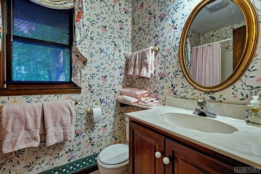 166 Crestwood Road Cashiers, NC 28717 - Photo 13 of 23 Gallery Image 13