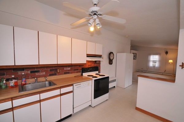 6 Fernbrook Road Northborough, MA 01532 - Photo 8 of 20 Gallery Image 8
