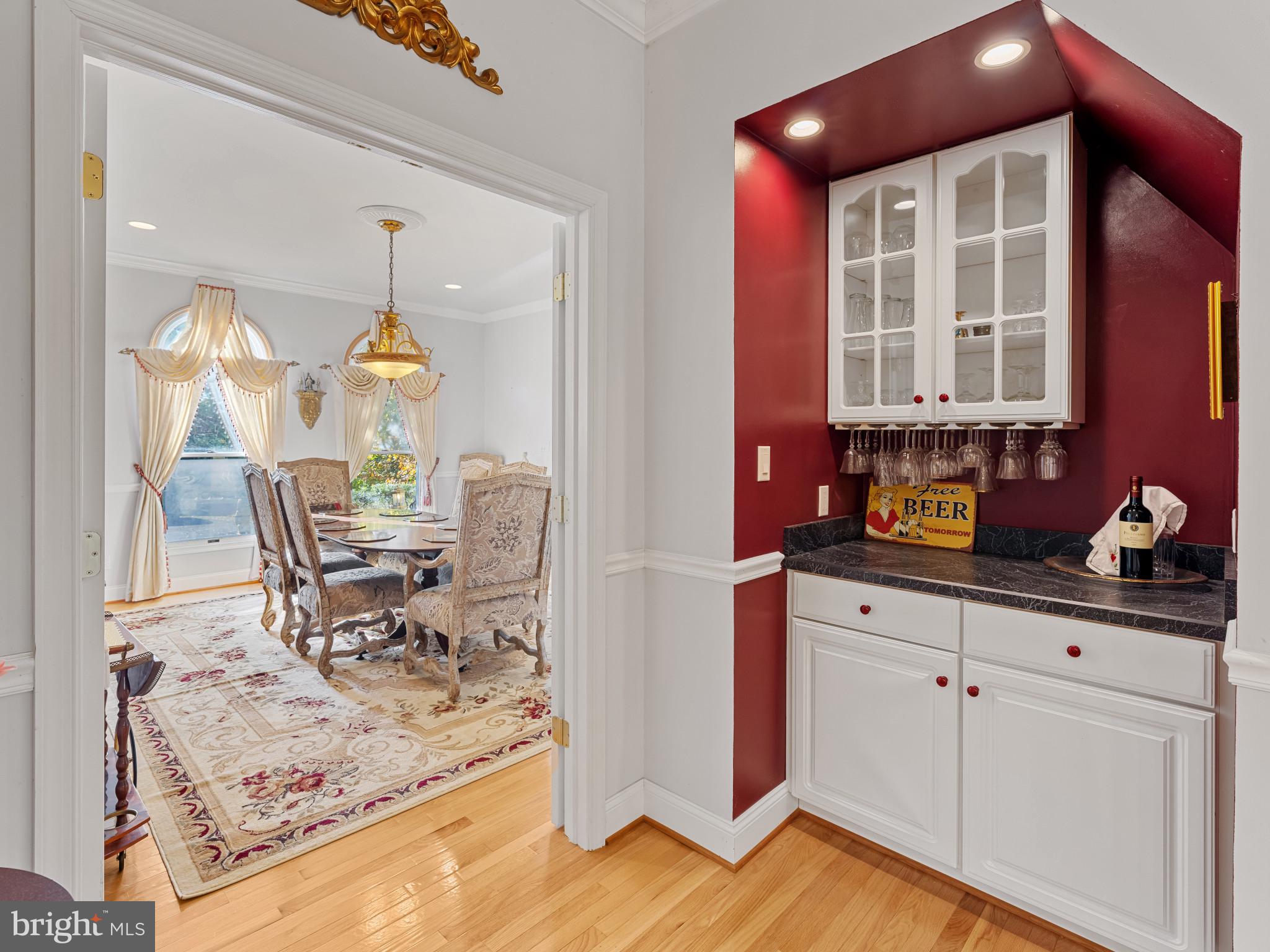 10900 Sunset Hills Road Reston, VA 20190 - Photo 19 of 62 Butlers pantry