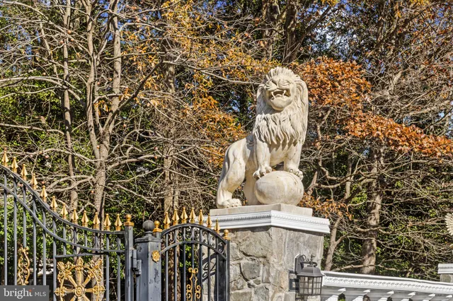 $1,950,000 | 10900 Sunset Hills Road, Reston, VA 20190