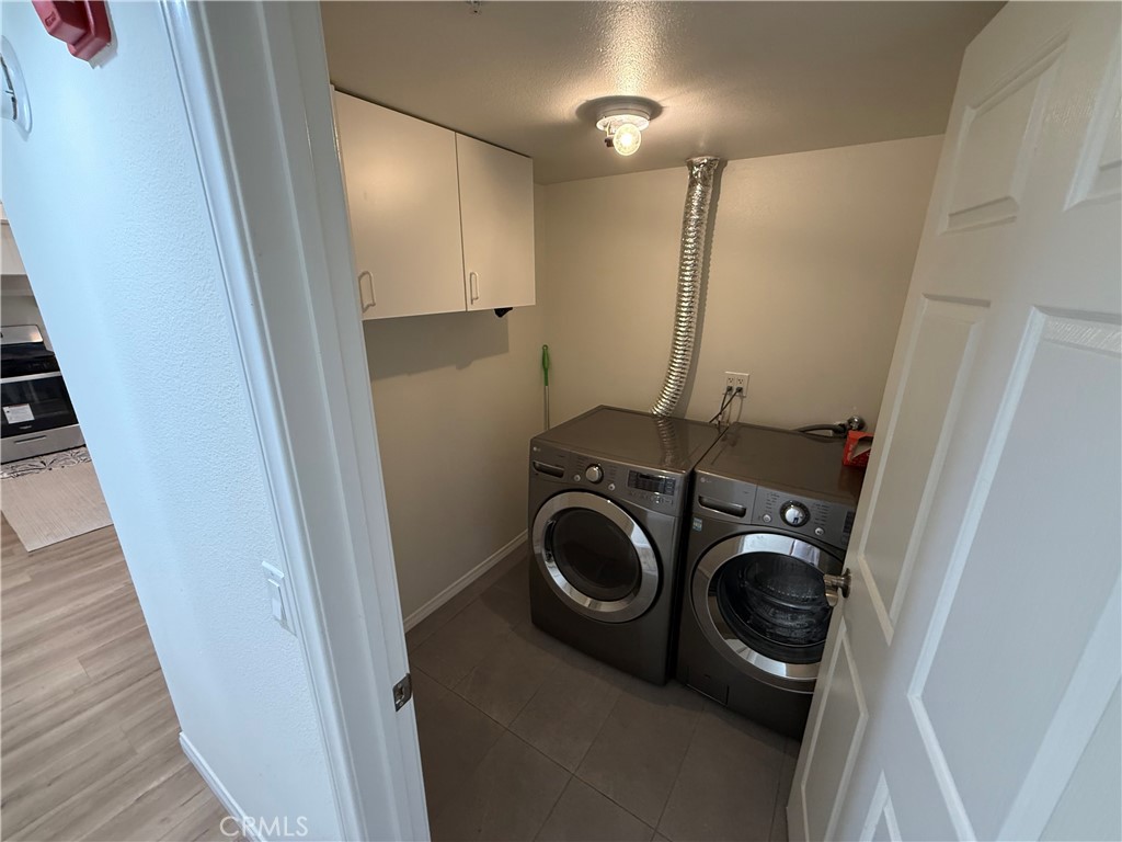 116 West Maple Street, Unit 6 Glendale, CA 91204 - Photo 19 of 19 IN UNINT LAUNDRY