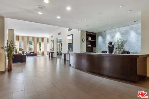 $950,000 | 10501 Wilshire Boulevard, Unit 1007, Los Angeles, CA 90024