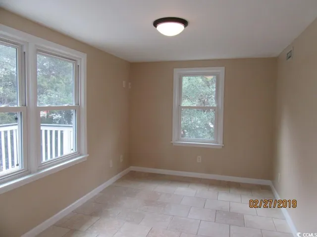 $1,750 | 205 5th Avenue North, Unit UPSTAIRS, North Myrtle Beach, SC 29582