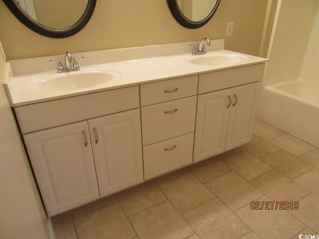 $1,750 | 205 5th Avenue North, Unit UPSTAIRS, North Myrtle Beach, SC 29582